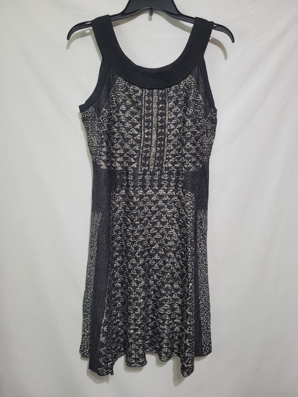 NIC+ZOE Black & Cream Sleeveless Knit Fit-and-Flare Dress